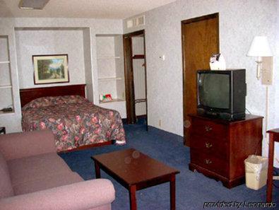Sunflower Inn & Suites - Garden City Rum bild